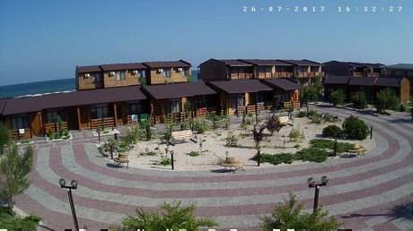 Веб камера на базе отдыха Гольфстрим на Бирючем острове в Кирилловке